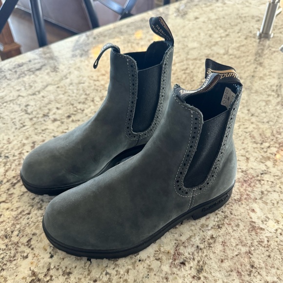 Blundstone Shoes - Blundstone WOMEN'S ORIGINALS
HIGH TOP BOOTS - RUSTIC BLACK